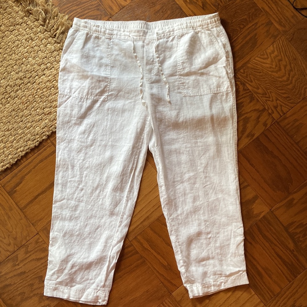 Lord & Taylor Linen Capris - Picture 2 of 8